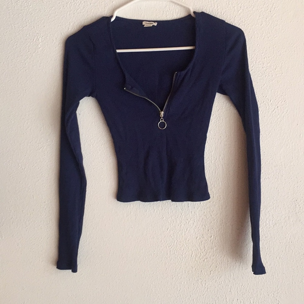 Crop top sweater